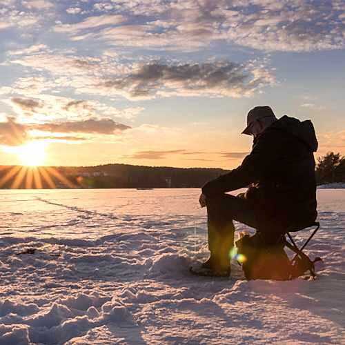 kid ice fishing